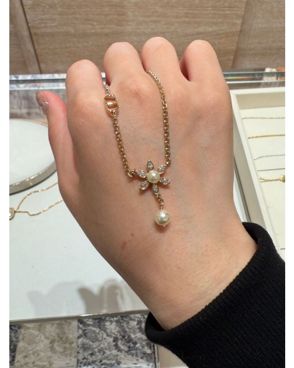 디올 Bloom in Dior 목걸이 N3328
