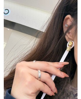 샤넬 귀걸이 로고 드롭 퀼팅 팬던트 이어링 골드