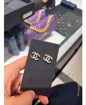 샤넬 귀걸이 CC로고 크리스탈 귀걸이