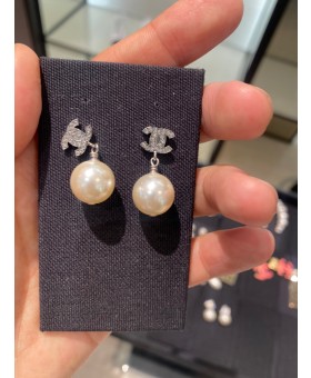 샤넬 진주 이어링
