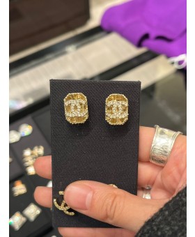 샤넬 크루즈 귀걸이 크리스탈 골드 관부가세포함