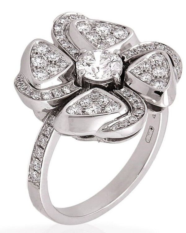 불가리 피오레버 다이아몬드 반지 Gold Ring