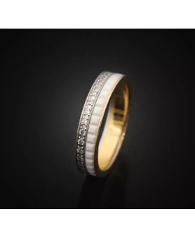 부쉐론 콰트로 화이트 에디션 다이아 웨딩밴드 반지